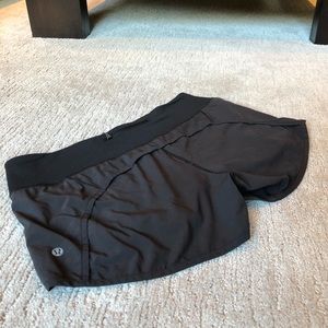 Lululemon black Speed Up shorts